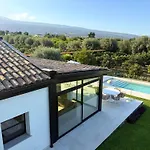 Lychee Villa *